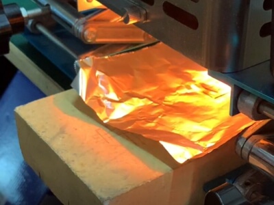 点状聚焦加热— ITO与钙钛矿薄膜材料的脉冲式快速加热utf-8